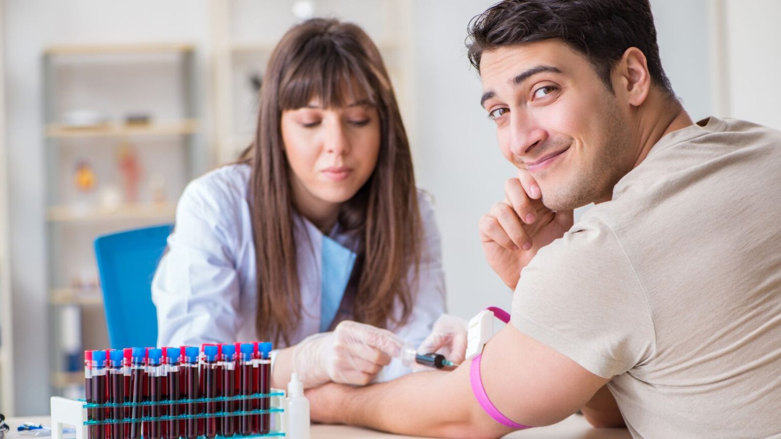 Il Prelievo del Sangue: Un Gesto Semplice che Può Salvare la Vita ...